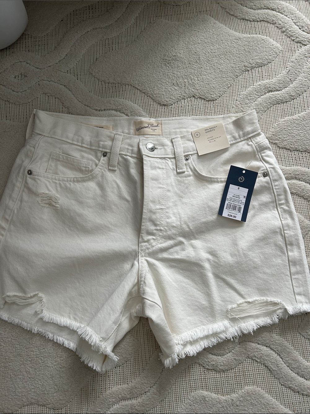 High-Rise Frayed Hem off white Denim Shorts